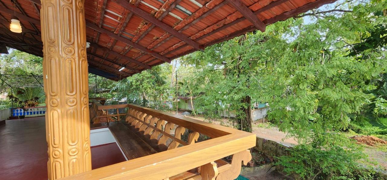 'Marari Johns Homestay' Mararikulam, Alappuzha Eksteriør billede