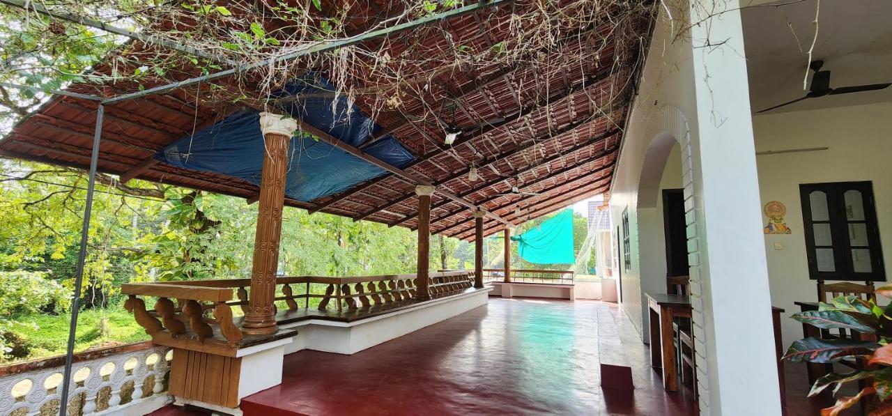 'Marari Johns Homestay' Mararikulam, Alappuzha Eksteriør billede